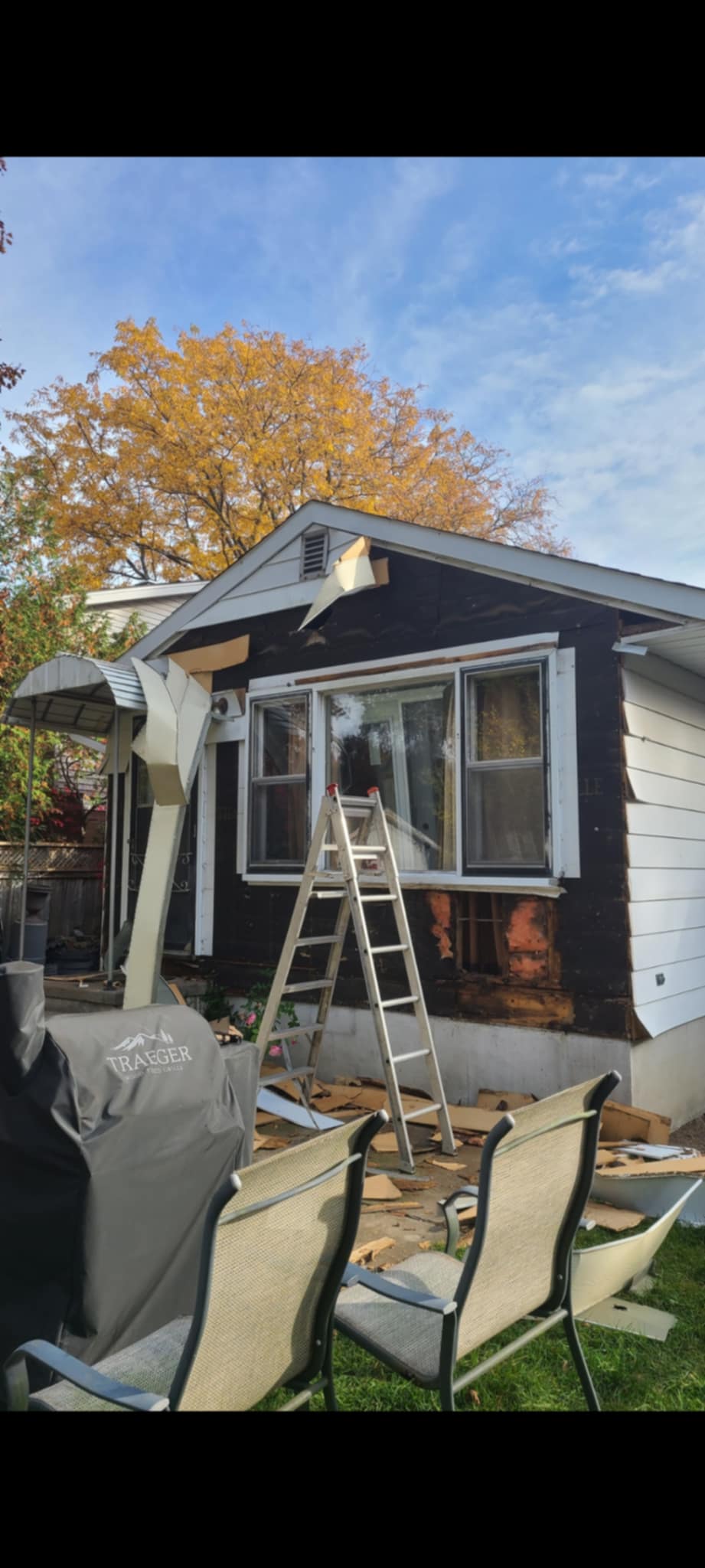 Eavestrough repair work in London